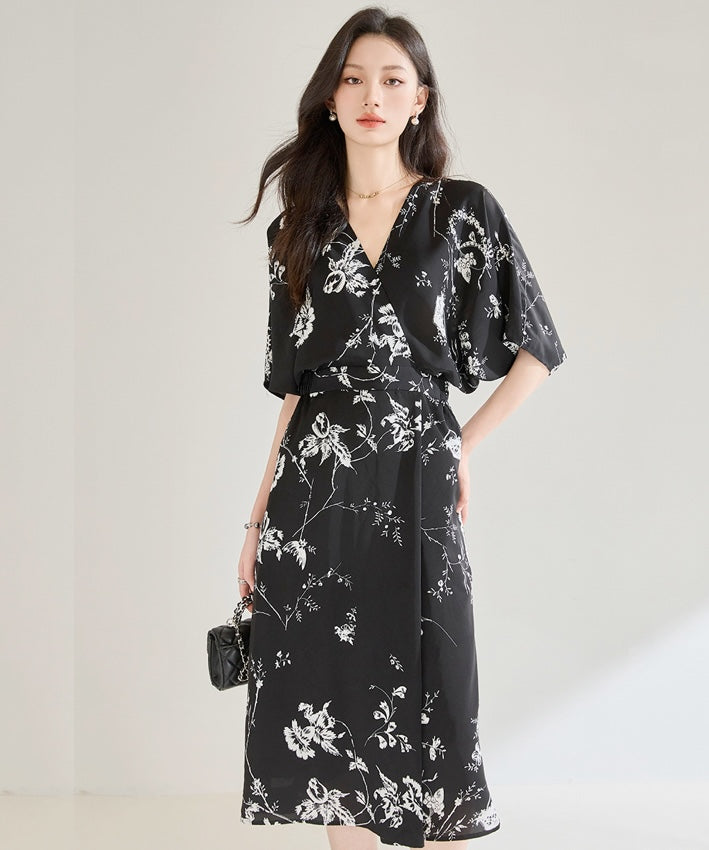 Black White V-neck Wrap-around Dress