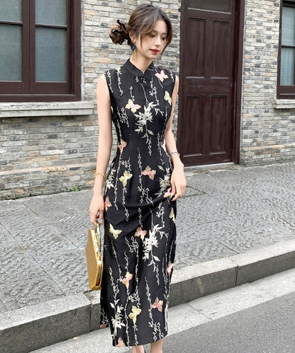 Luna's Embroidery Cheongsam