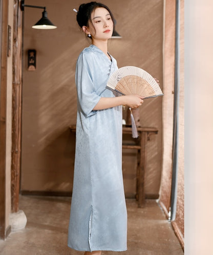 Tian Casual V-Neck Cheongsam
