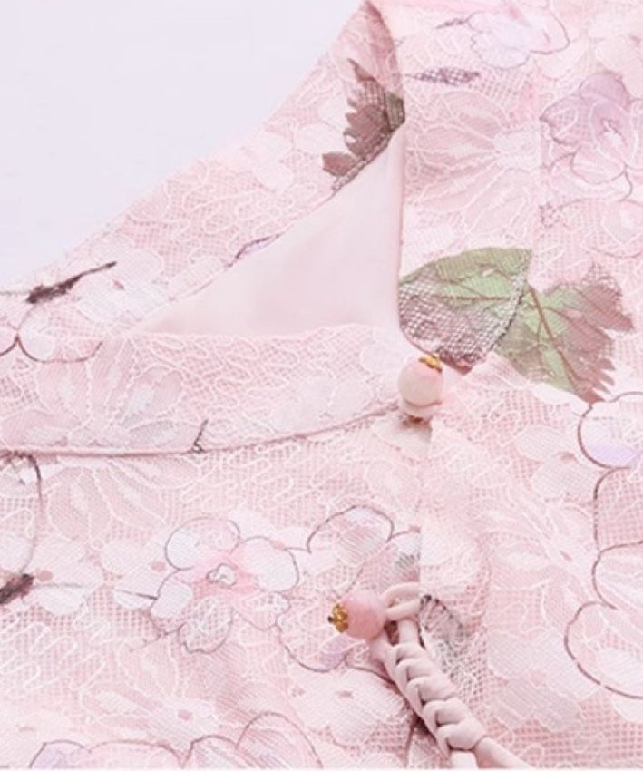 Ke Tian's Pink Lace Cheongsam