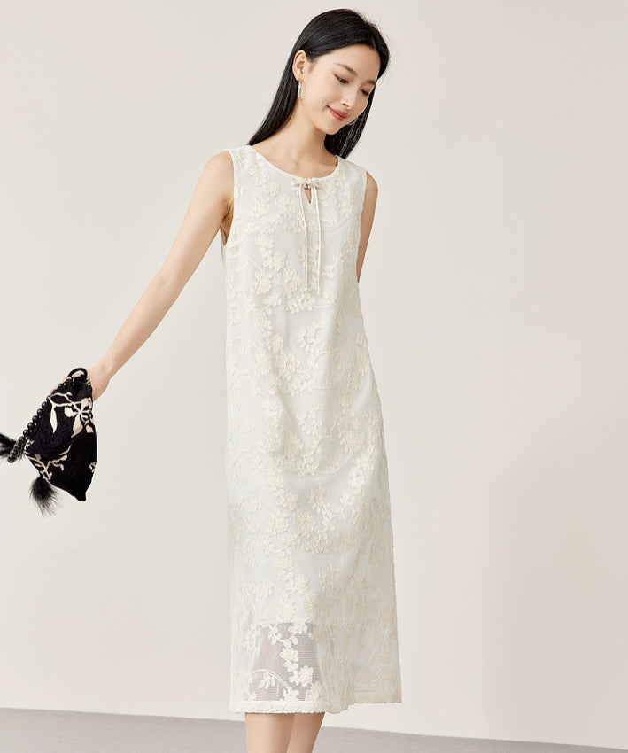 Jiaer's Embroidered Mesh Cheongsam